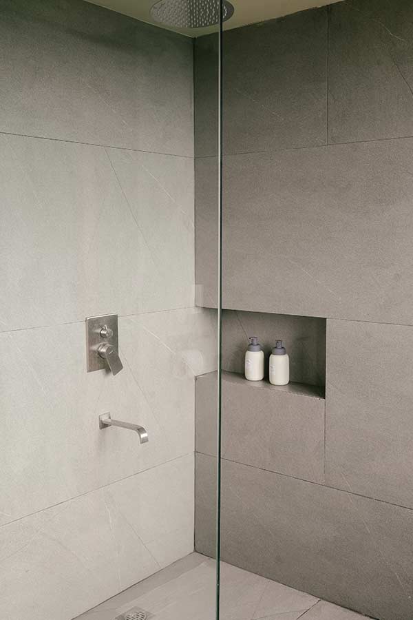 Balcony Room at Narra Hill