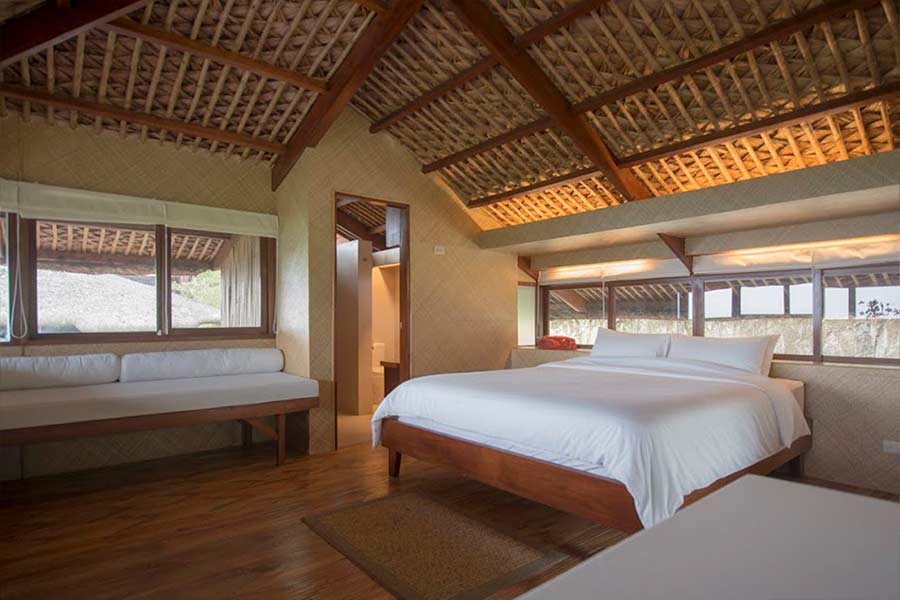 Kubo 2 Room at Narra Hill