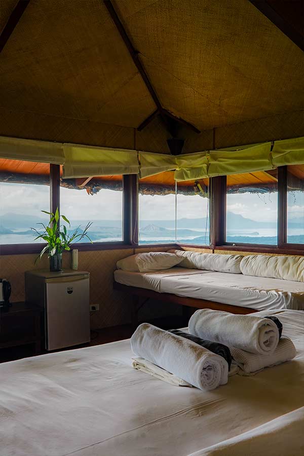 Kubo 2 Room at Narra Hill