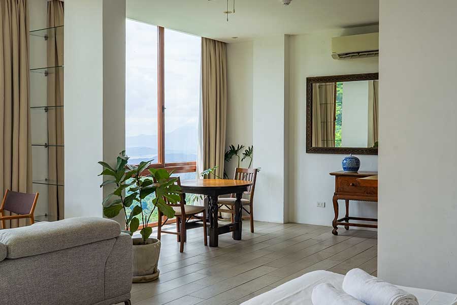 Premier 1 Bedroom Suite at Narra Hill